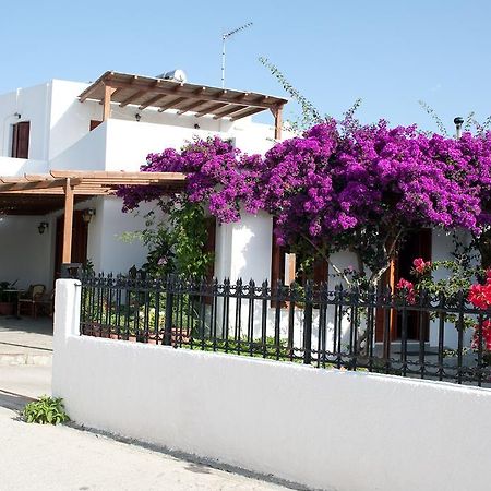 Deidamia Hotel Skyros Exterior photo