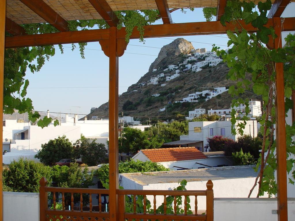 Deidamia Hotel Skyros Exterior photo