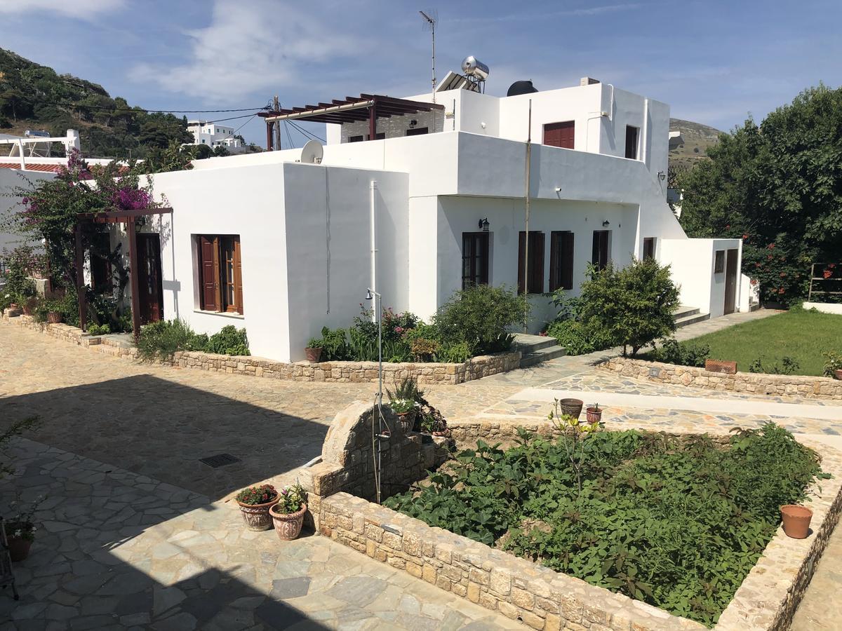 Deidamia Hotel Skyros Exterior photo