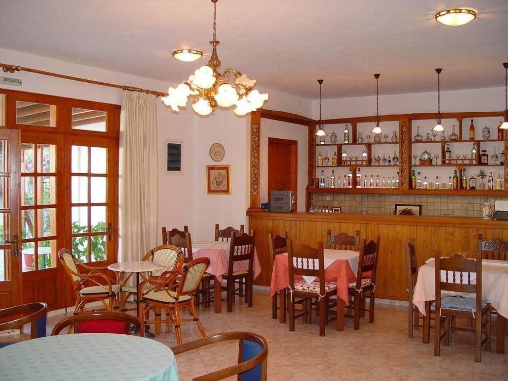 Deidamia Hotel Skyros Exterior photo